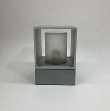 Applique contemporaine -